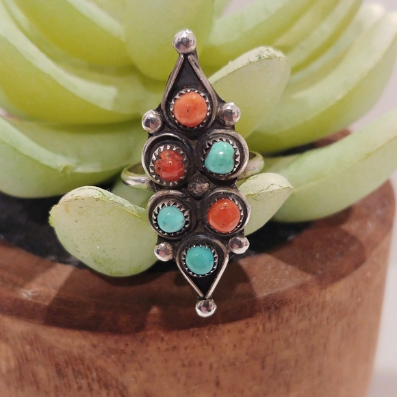 Jewelry - Vintage Zuni Style Coral/Turquoise 925 Ring